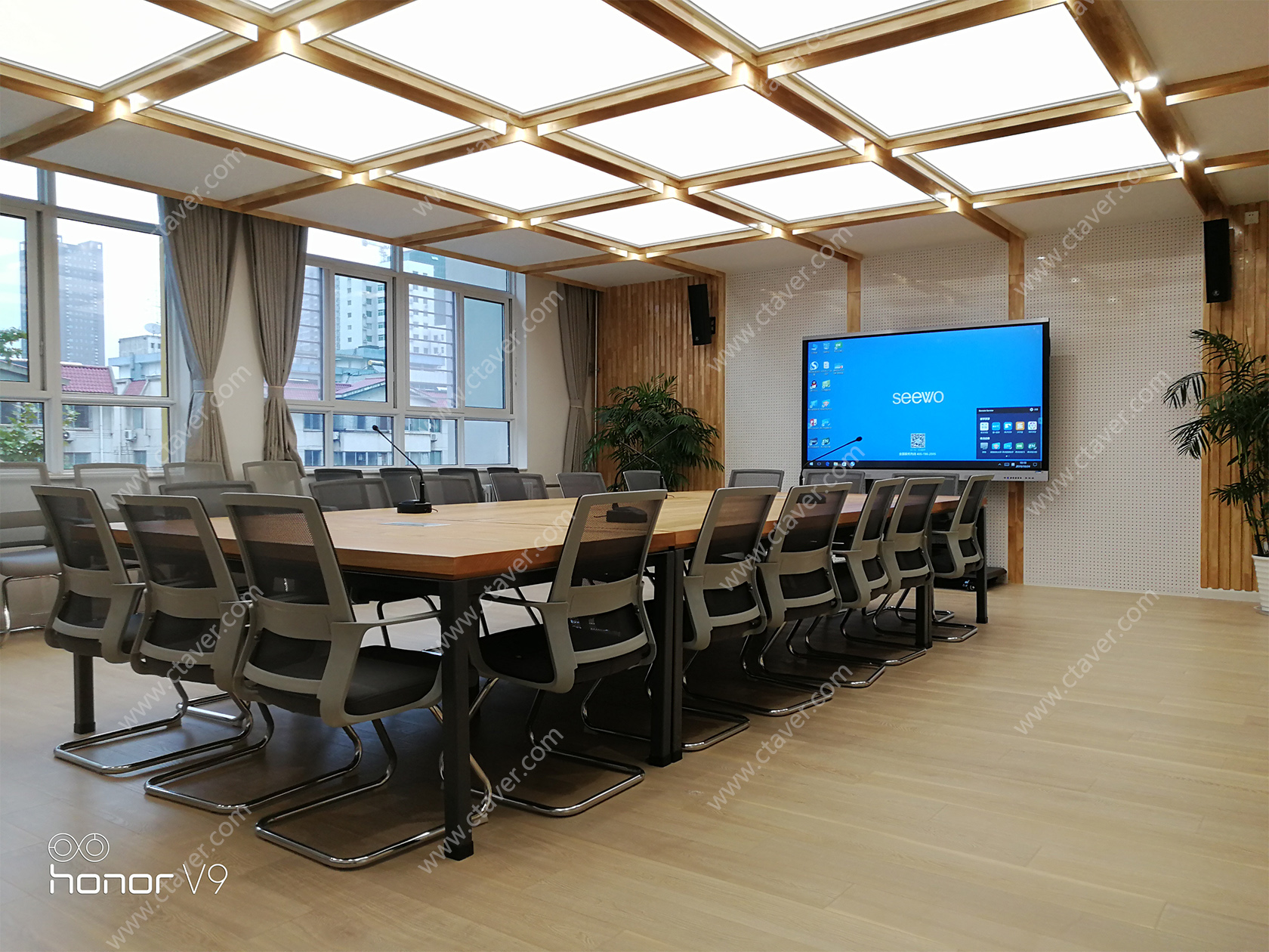 陕西建筑科技大学会议室案例图.jpg