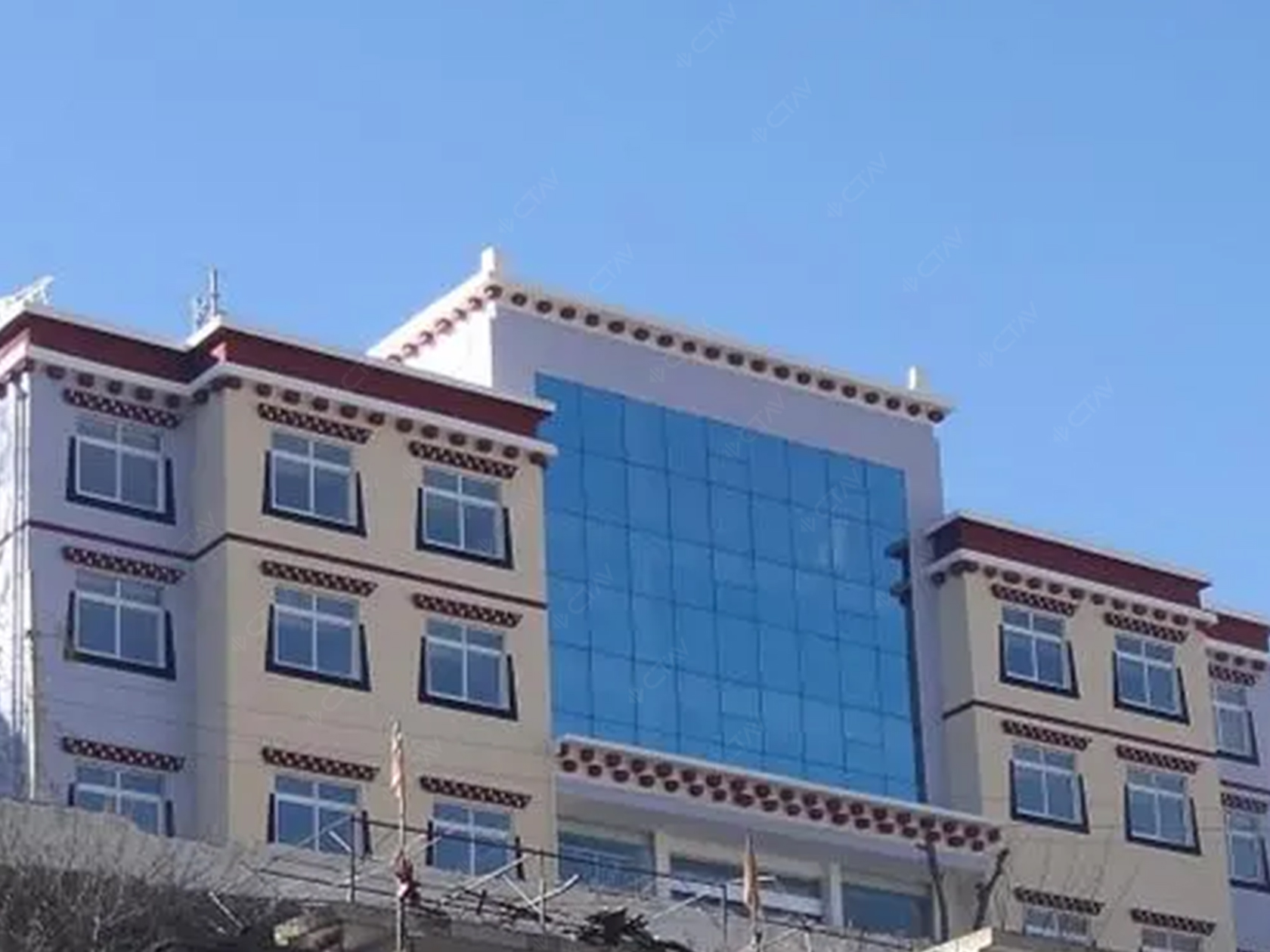 CTAV助力炉霍气象局会议室